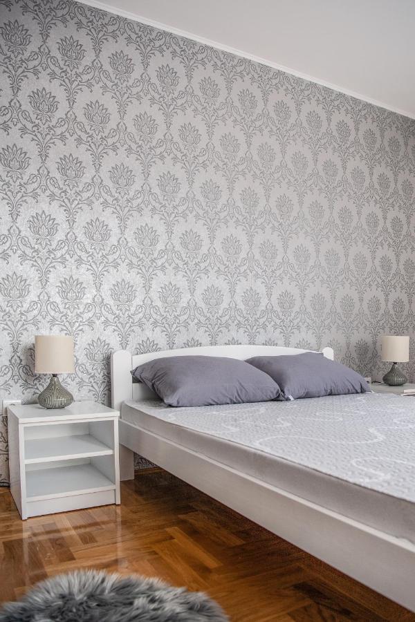 Stella Modern Apartment 2 Nowy Sad Zewnętrze zdjęcie