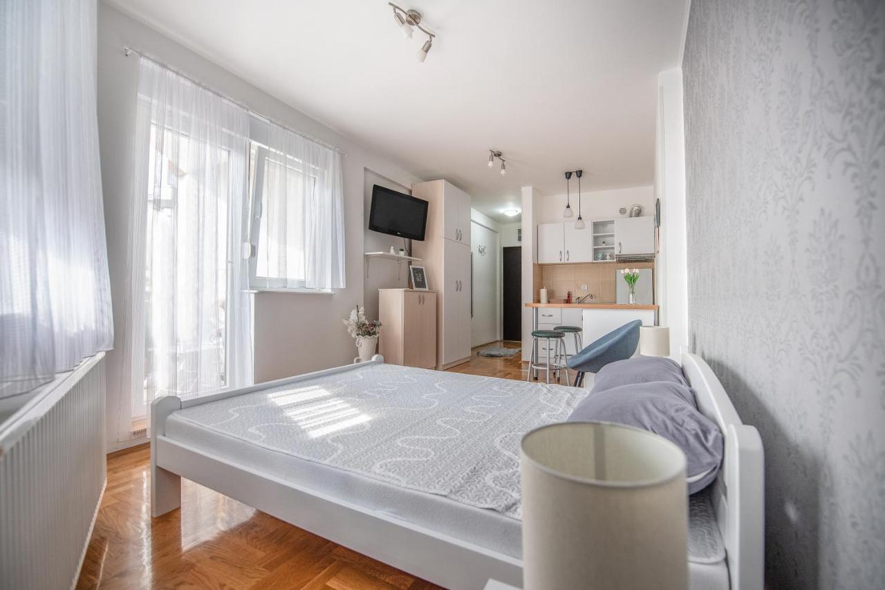 Stella Modern Apartment 2 Nowy Sad Zewnętrze zdjęcie